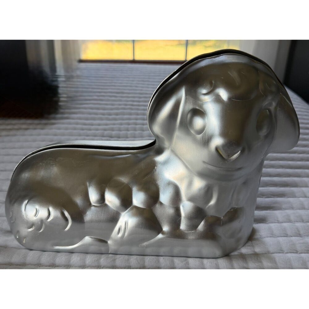 Vintage-1976 Wilton Little Lamb Cake Pan with Instructions